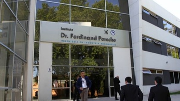 [Translate to English:] Ferdinand Porsche Institute, VW Argentina